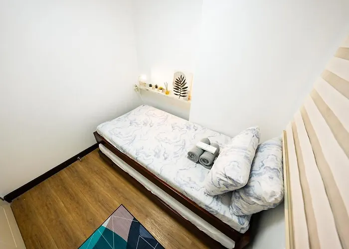 Cozy Spacious 2br At North Edsa Qc
